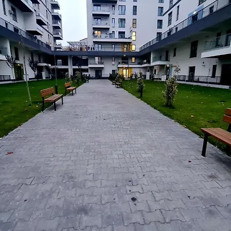 Emily's Self Check-in & Private Parking *