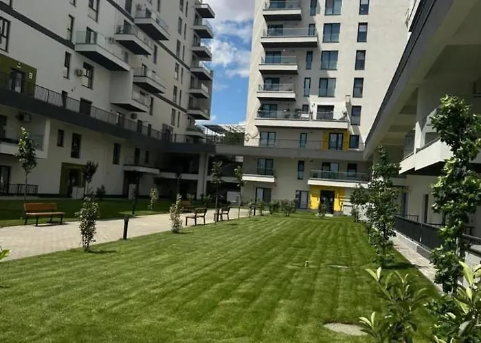 Appartamento Emily's Self Check-in & Private Parking Craiova