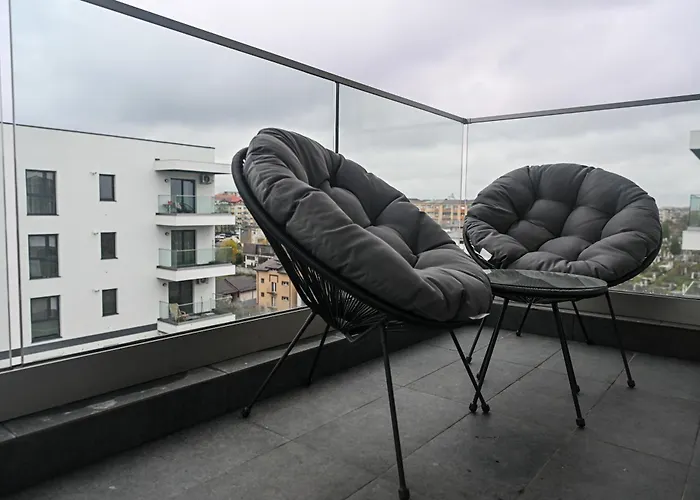 Appartamento Emily's Self Check-in & Private Parking Craiova