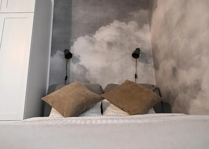 Emily's Self Check-in & Private Parking Appartamento Craiova