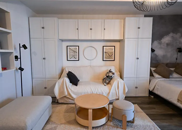 Emily's Self Check-in & Private Parking Appartamento